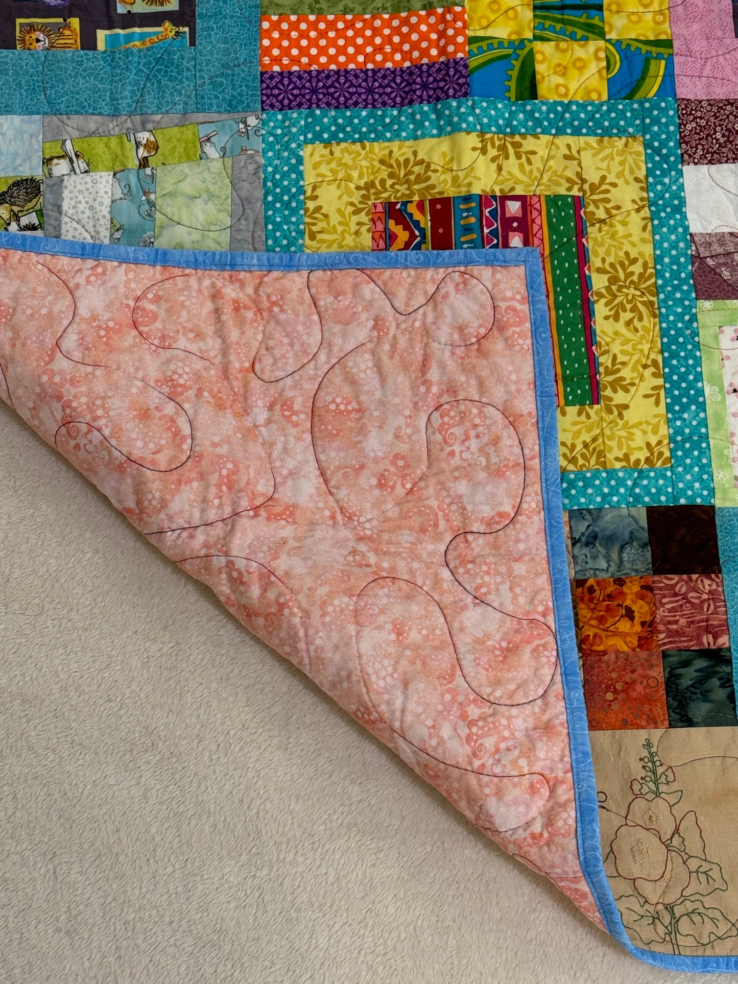 Multi-colored Animals Motif Children's Quilt